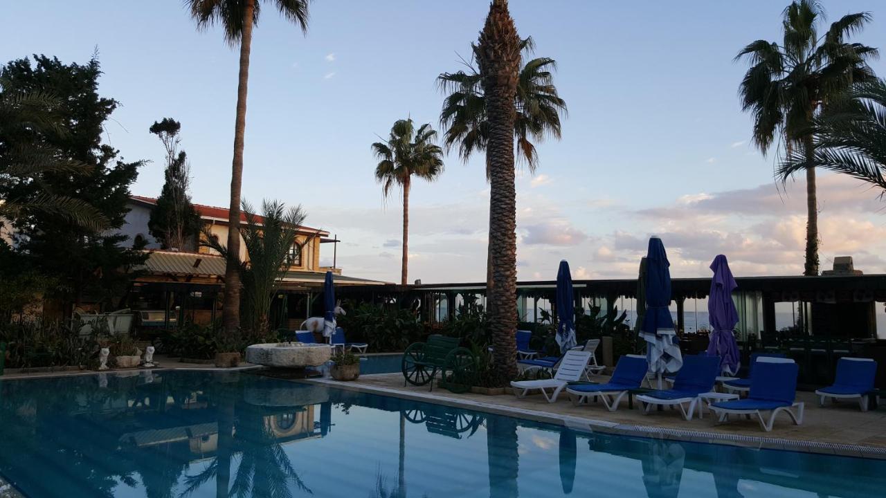 Topset Hotel Agios Georgios  Экстерьер фото