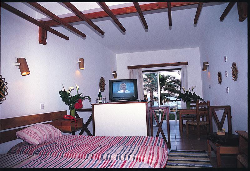 Topset Hotel Agios Georgios  Экстерьер фото